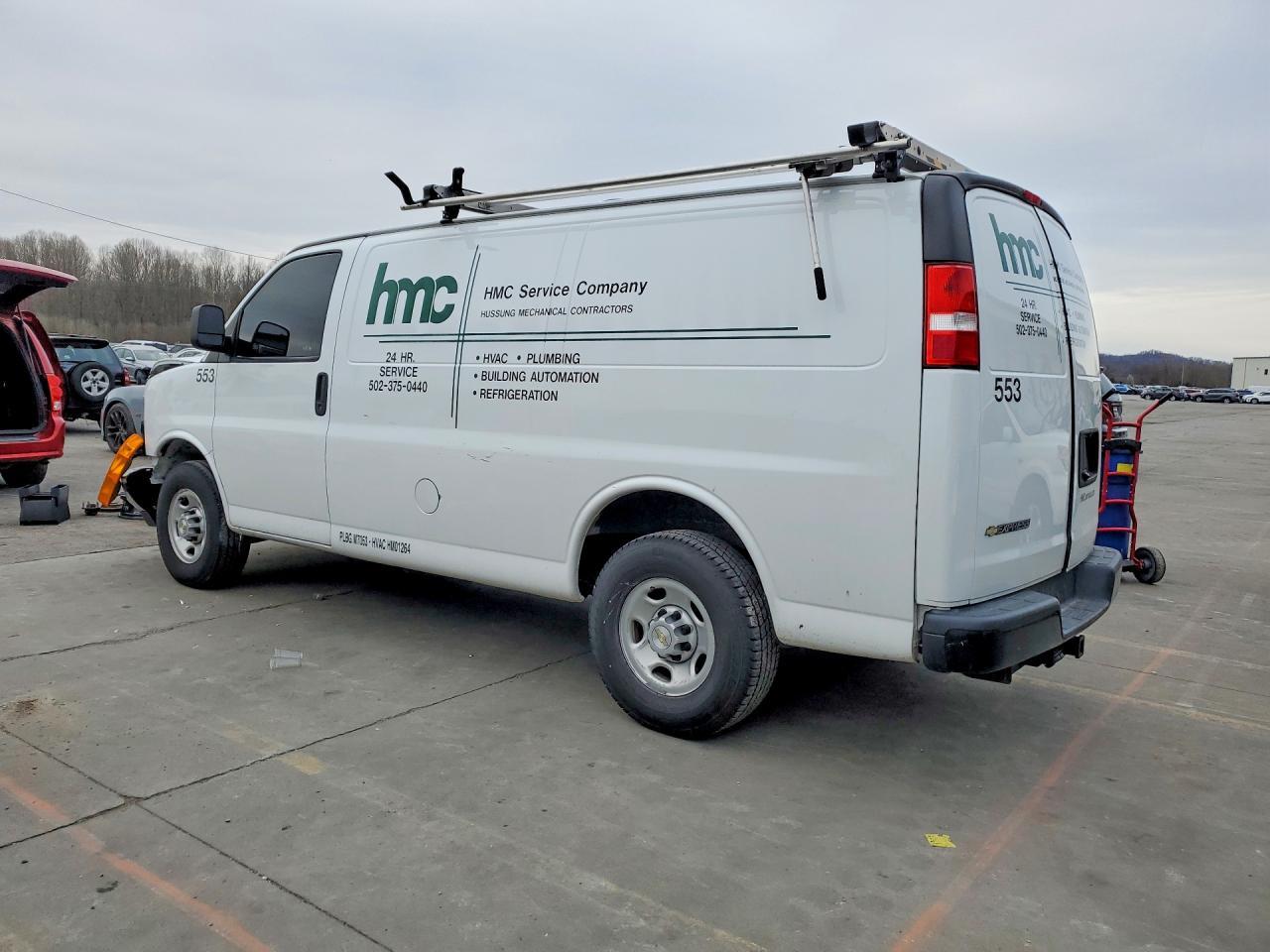 2022 Chevrolet Express G2500 - zdjęcie 2