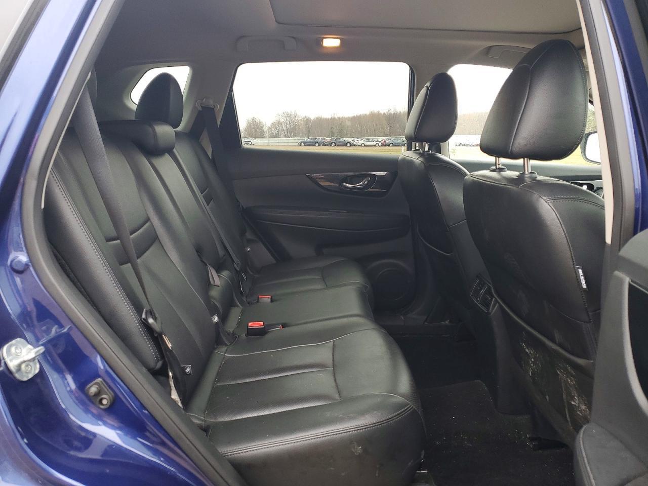 2018 Nissan Rogue S - zdjęcie 11