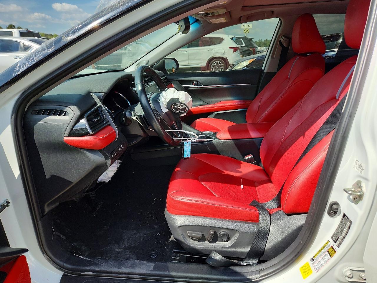 2019 Toyota Camry Xse - zdjęcie 7