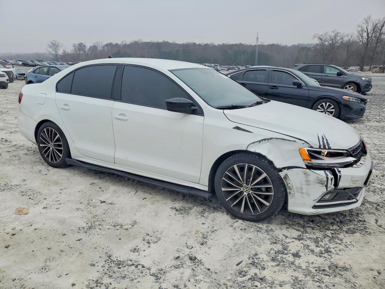 2016 Volkswagen Jetta 1.8T Sport - zdjęcie 4