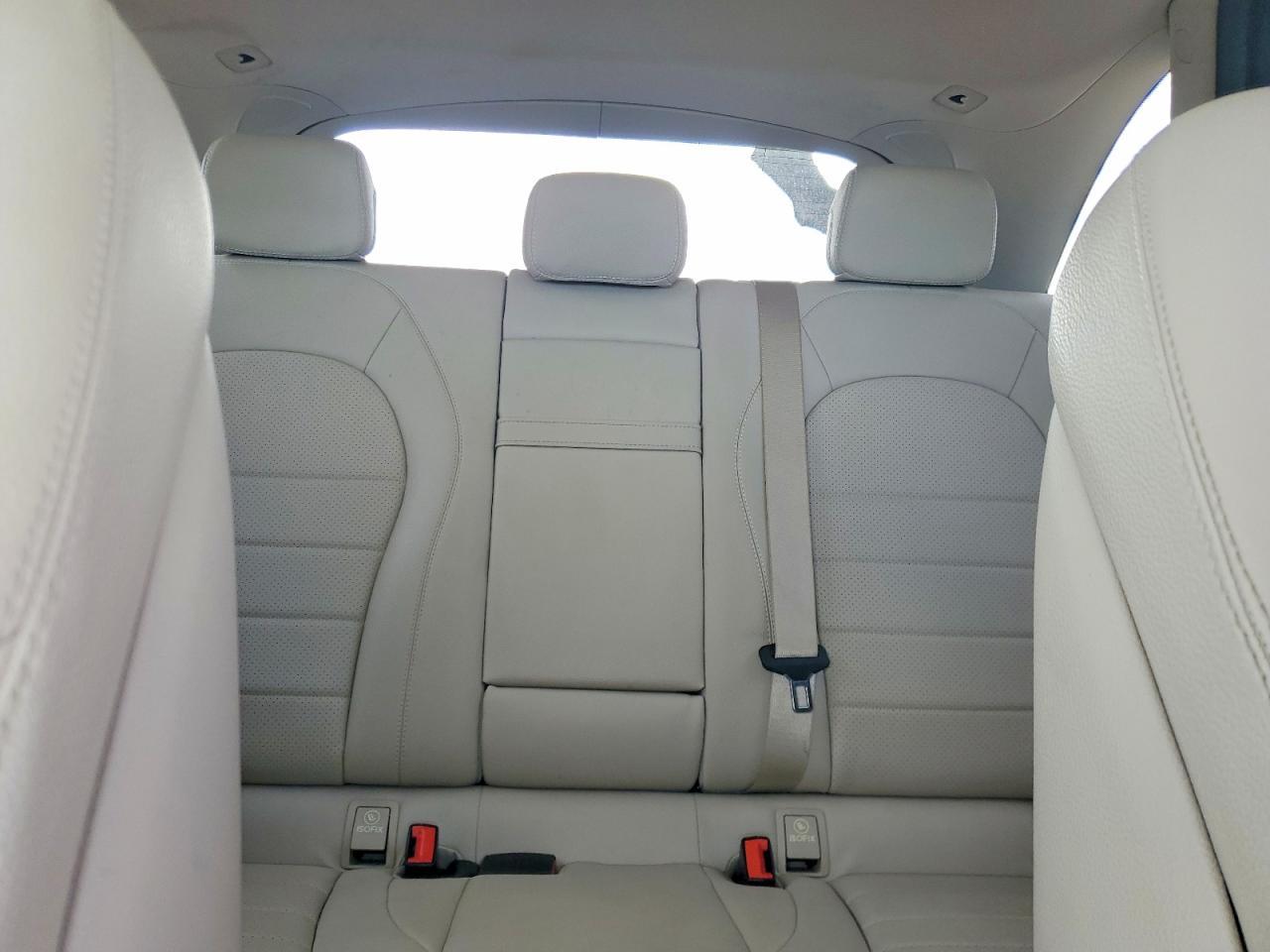 2019 Mercedes-Benz Glc 300 4Matic - zdjęcie 10