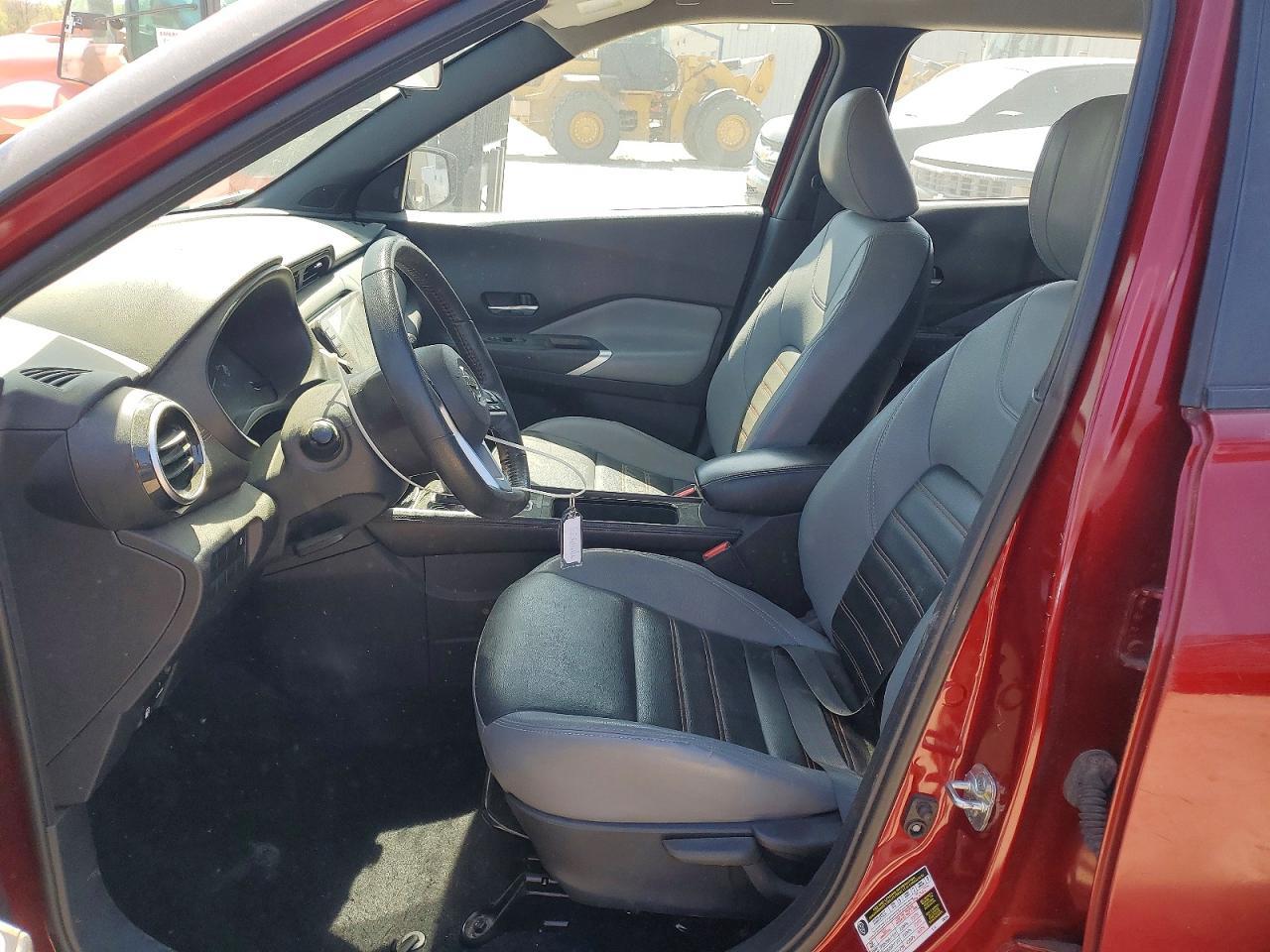 2021 Nissan Kicks Sr - zdjęcie 7