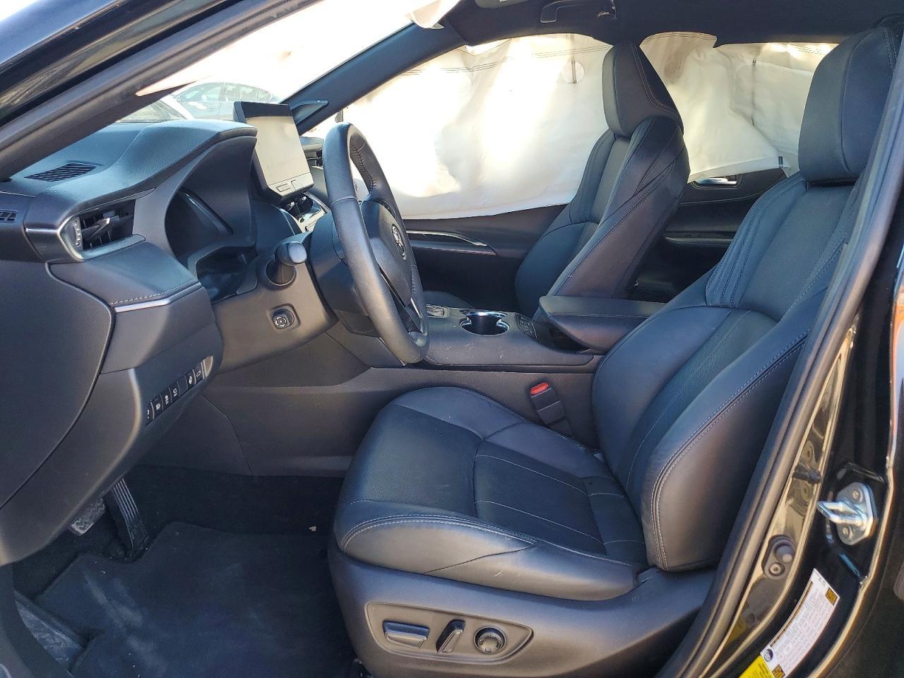 2024 Toyota Venza Limited - zdjęcie 7