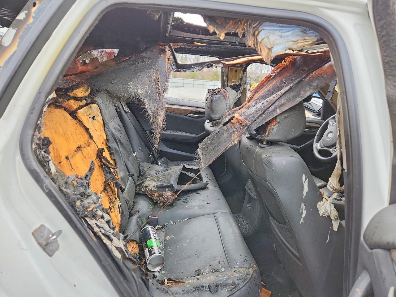 2014 BMW X1 xDrive35I - zdjęcie 11