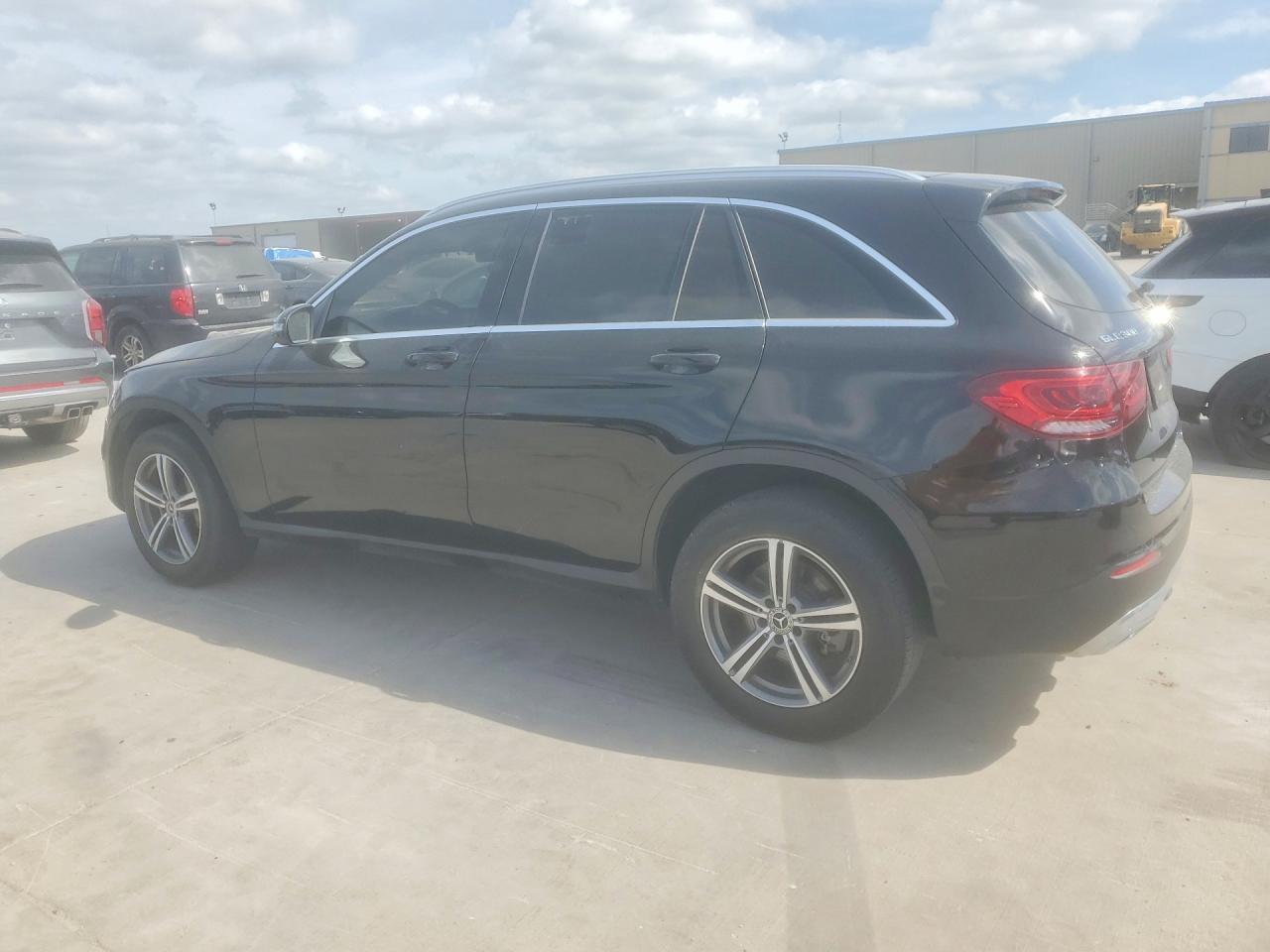 2020 Mercedes-Benz Glc 300 - zdjęcie 2