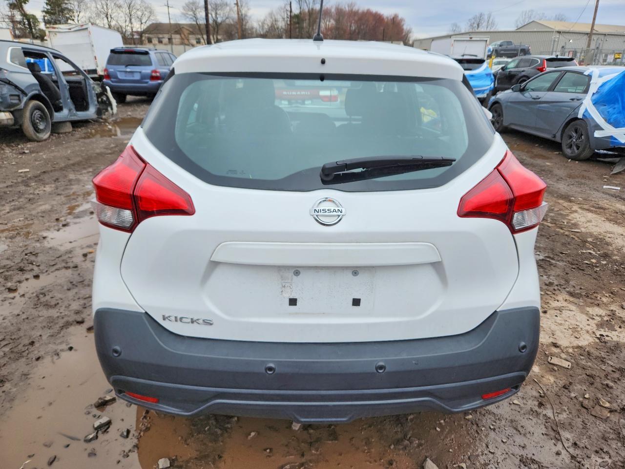 2020 Nissan Kicks S - zdjęcie 6