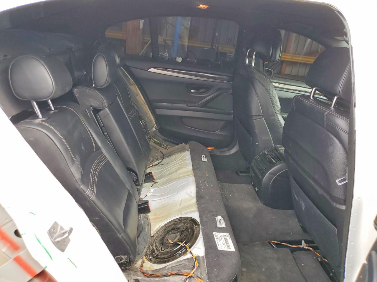 2015 BMW 550 Xi - zdjęcie 10