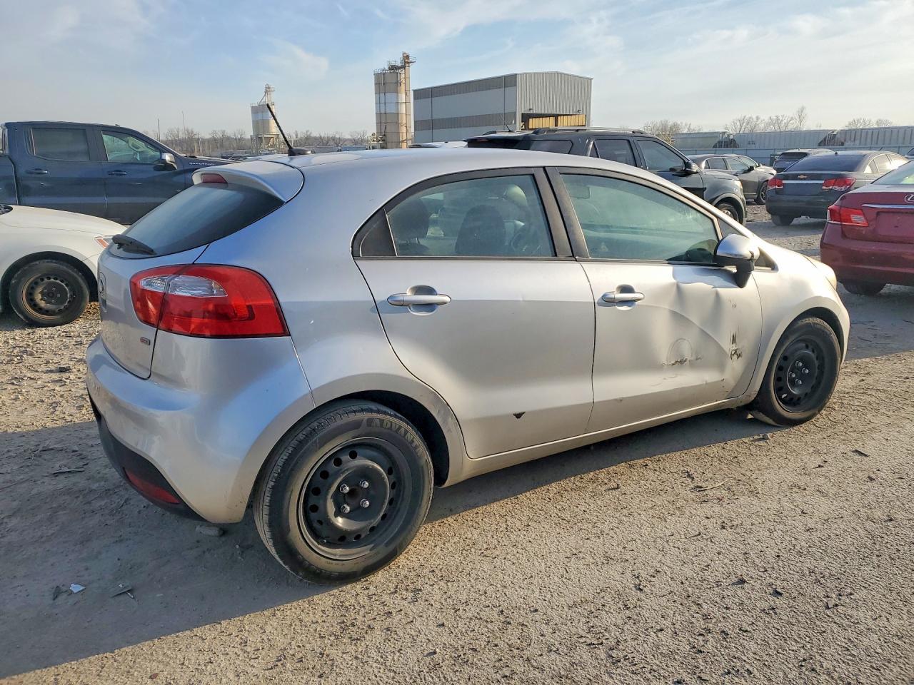 2013 Kia Rio 5-Door Lx - zdjęcie 3