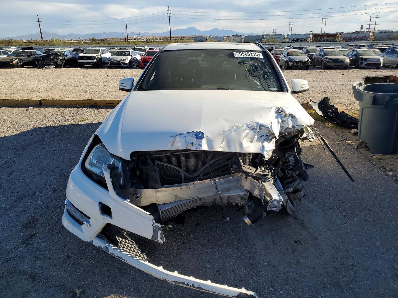 2014 Mercedes-Benz C 250 - zdjęcie 5