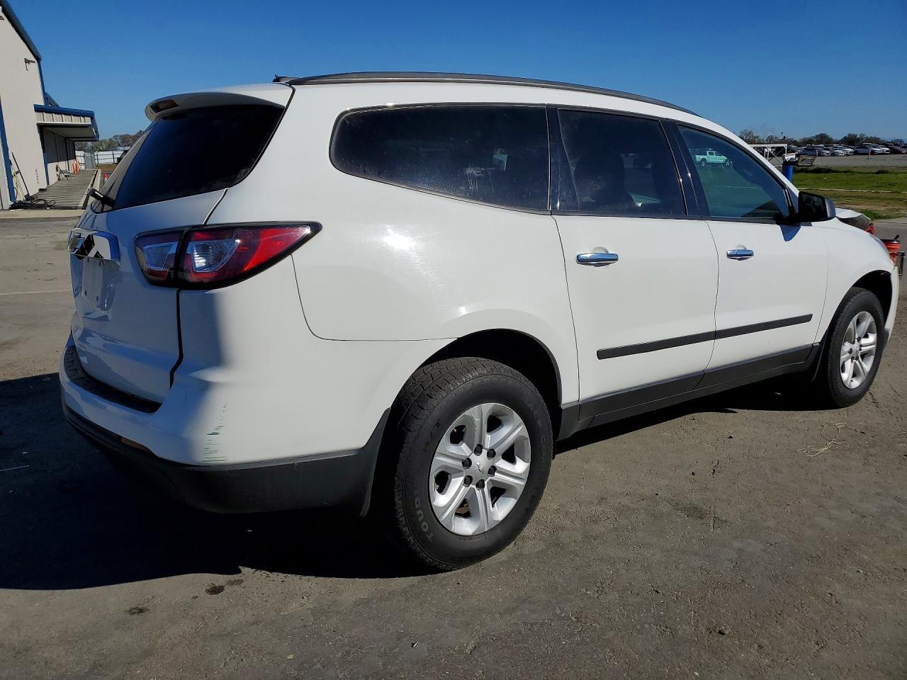 2017 Chevrolet Traverse Ls - zdjęcie 3