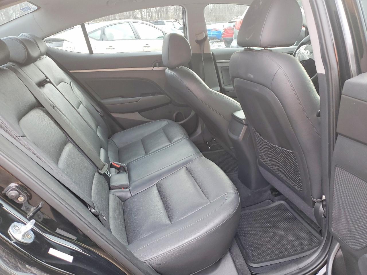 2017 Hyundai Elantra Limited - zdjęcie 10
