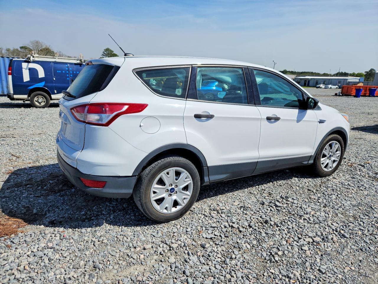 2015 Ford Escape S - zdjęcie 3
