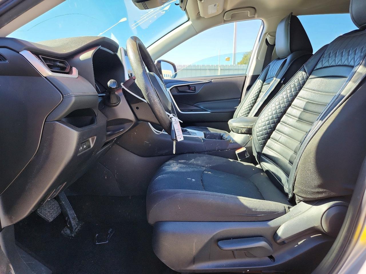 2024 Toyota Rav4 Le - zdjęcie 7