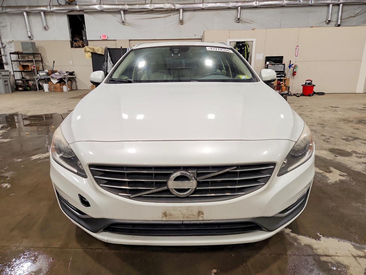 2015 Volvo V60 Premier - zdjęcie 5