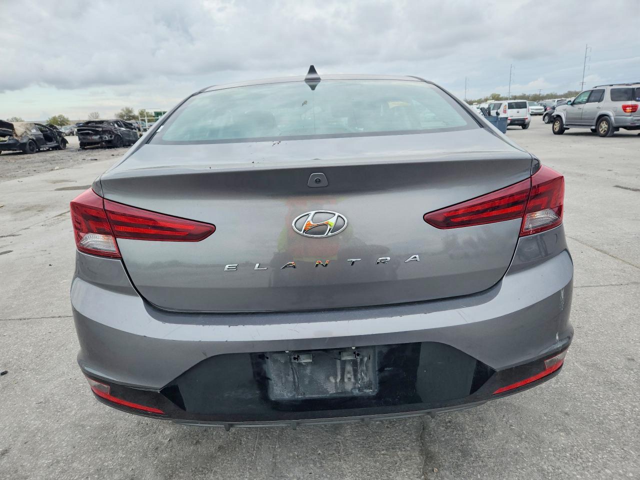 2020 Hyundai Elantra Sel - zdjęcie 6