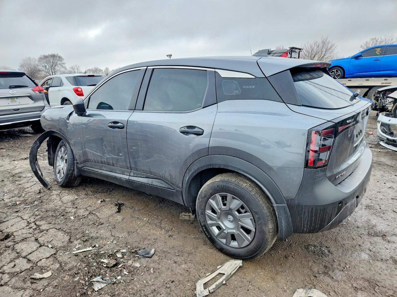 2025 Nissan Kicks S - zdjęcie 2