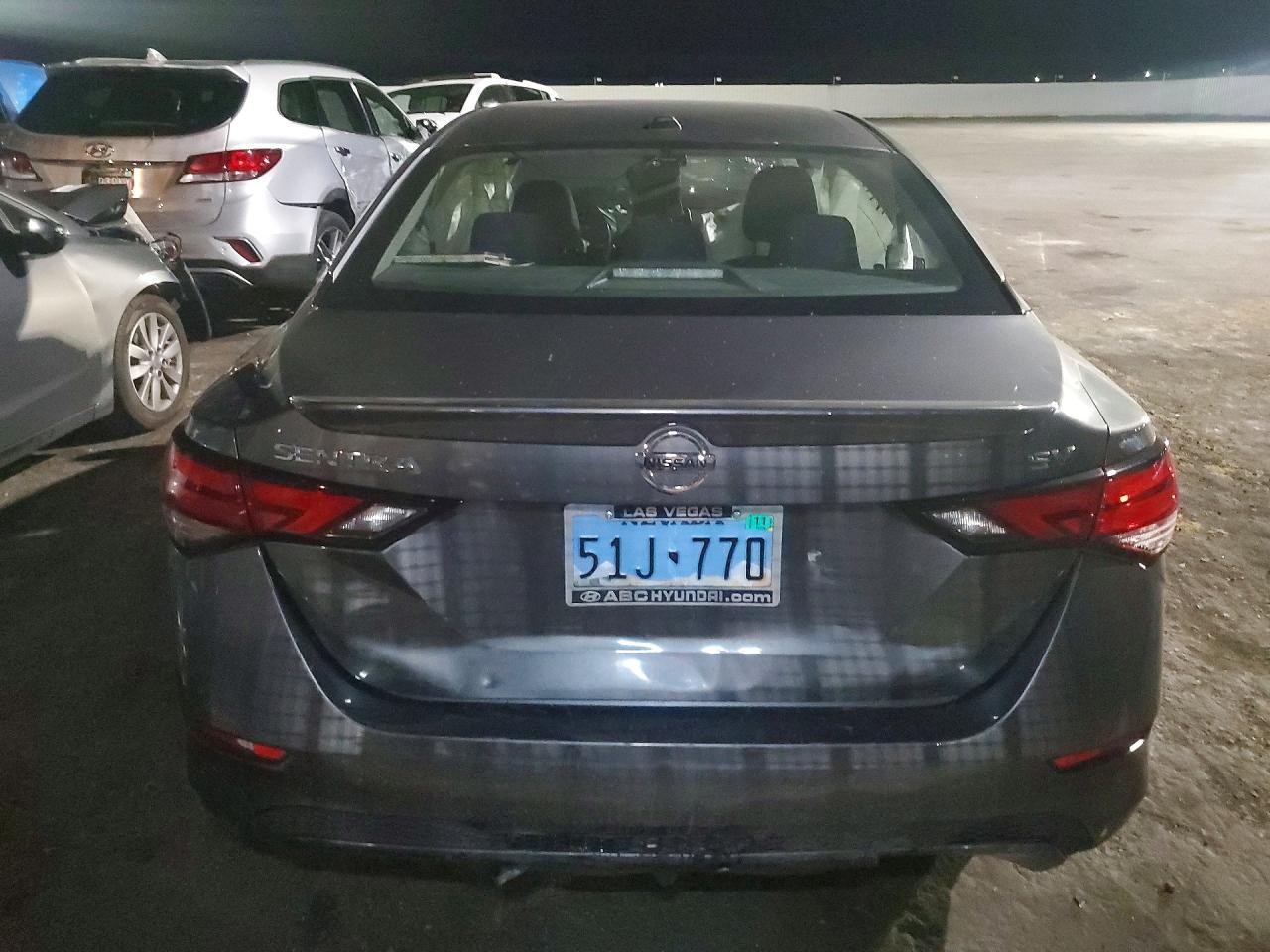 2020 Nissan Sentra Sv - zdjęcie 6