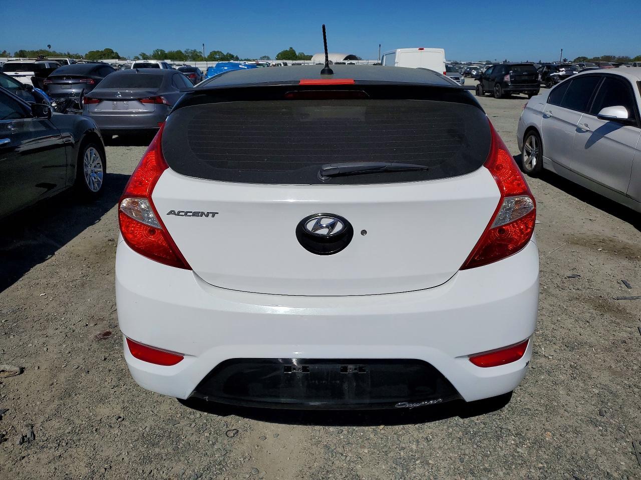 2014 Hyundai Accent Gs - zdjęcie 6