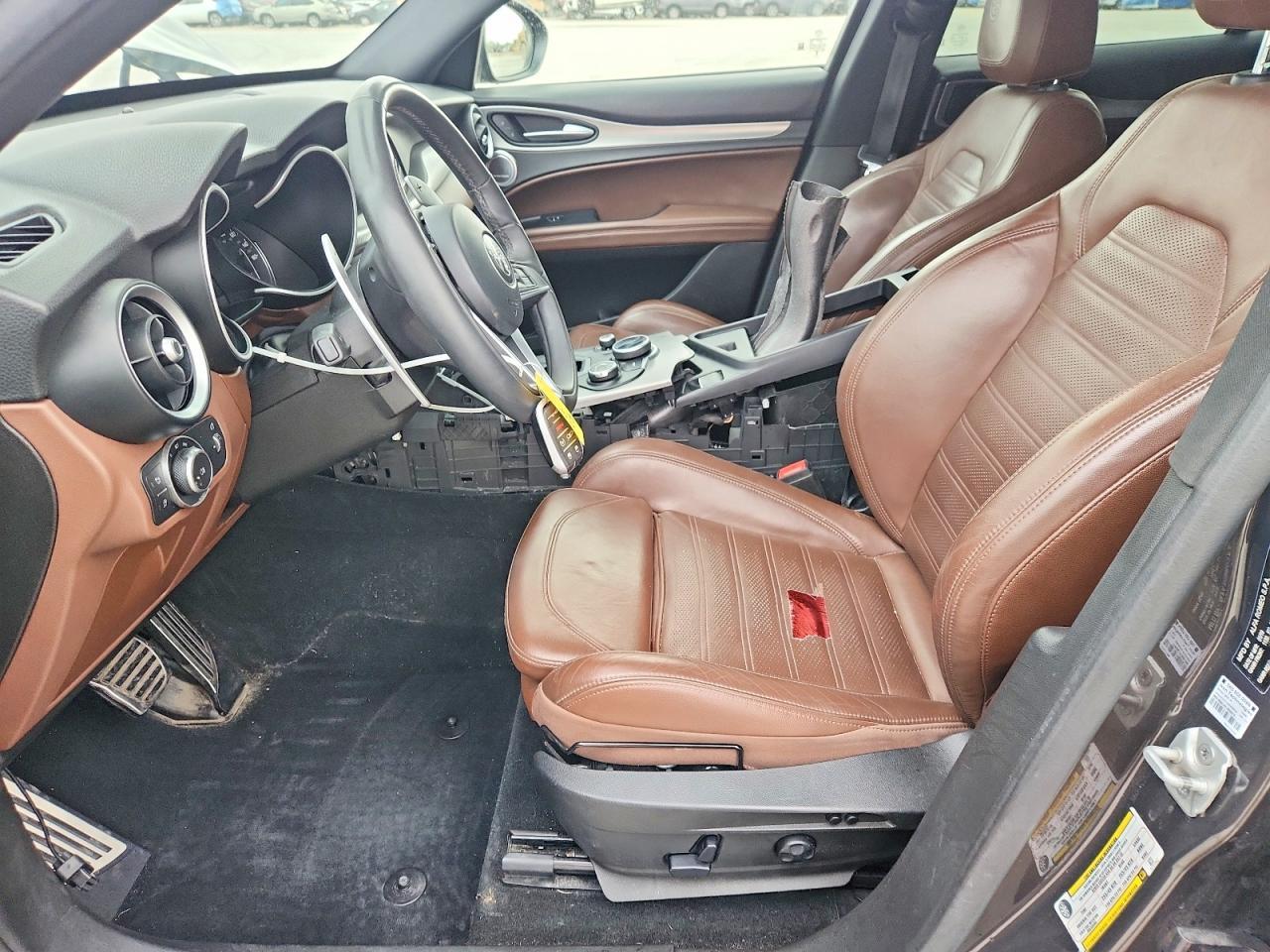 2019 Alfa Romeo Stelvio Ti - zdjęcie 7