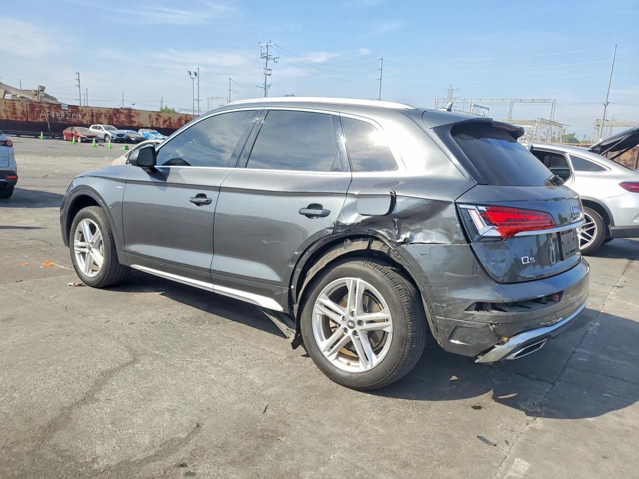 2021 Audi Q5 E Premium - zdjęcie 2