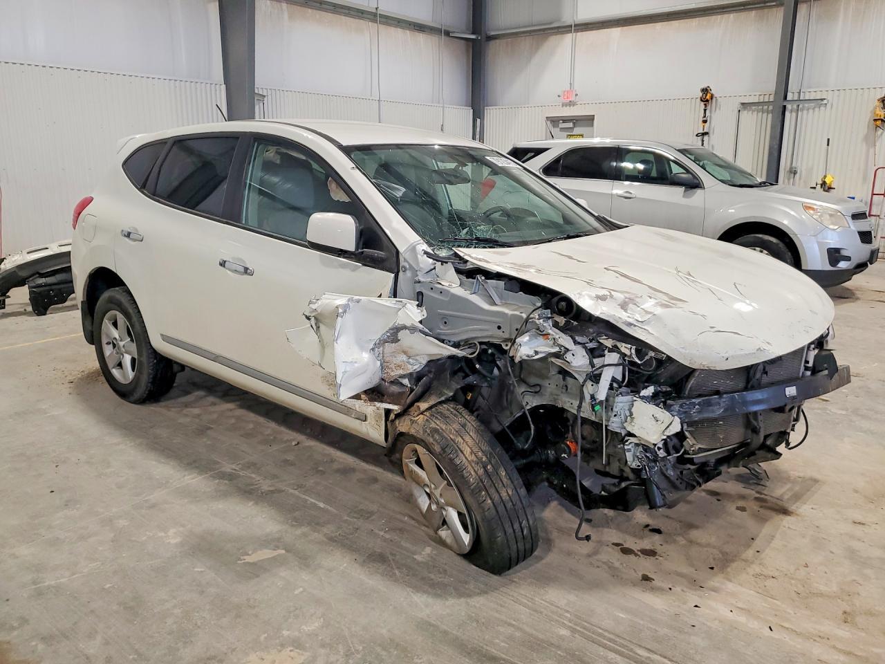 2013 Nissan Rogue S - zdjęcie 4