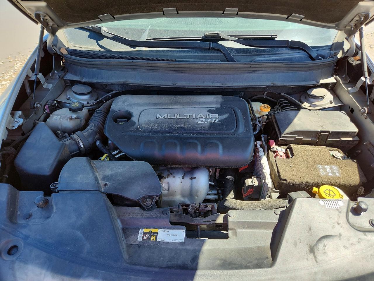 2015 Jeep Cherokee Sport - zdjęcie 11