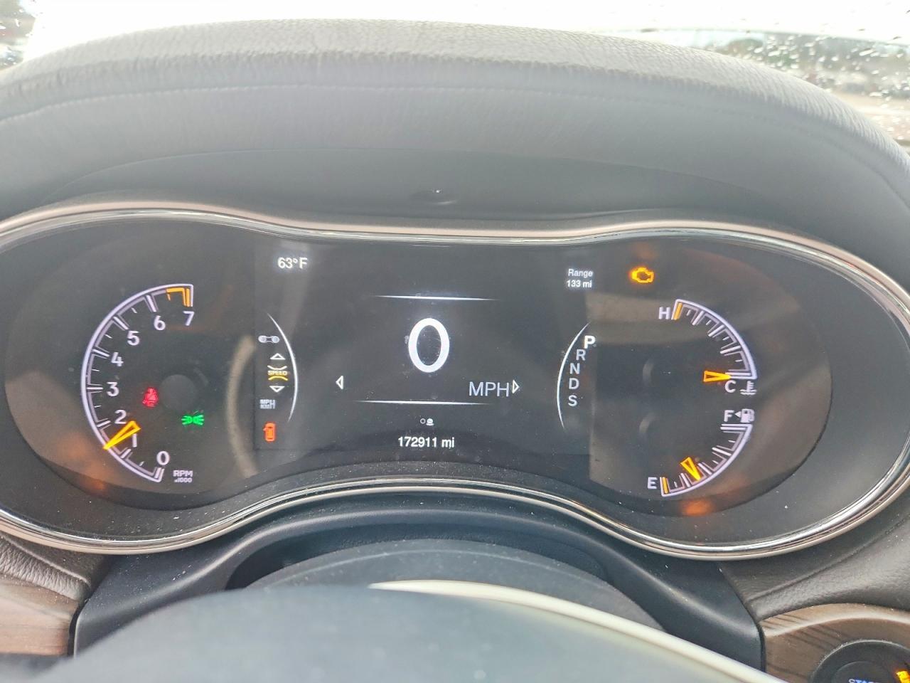 2014 Jeep Grand Cherokee Overland - zdjęcie 9