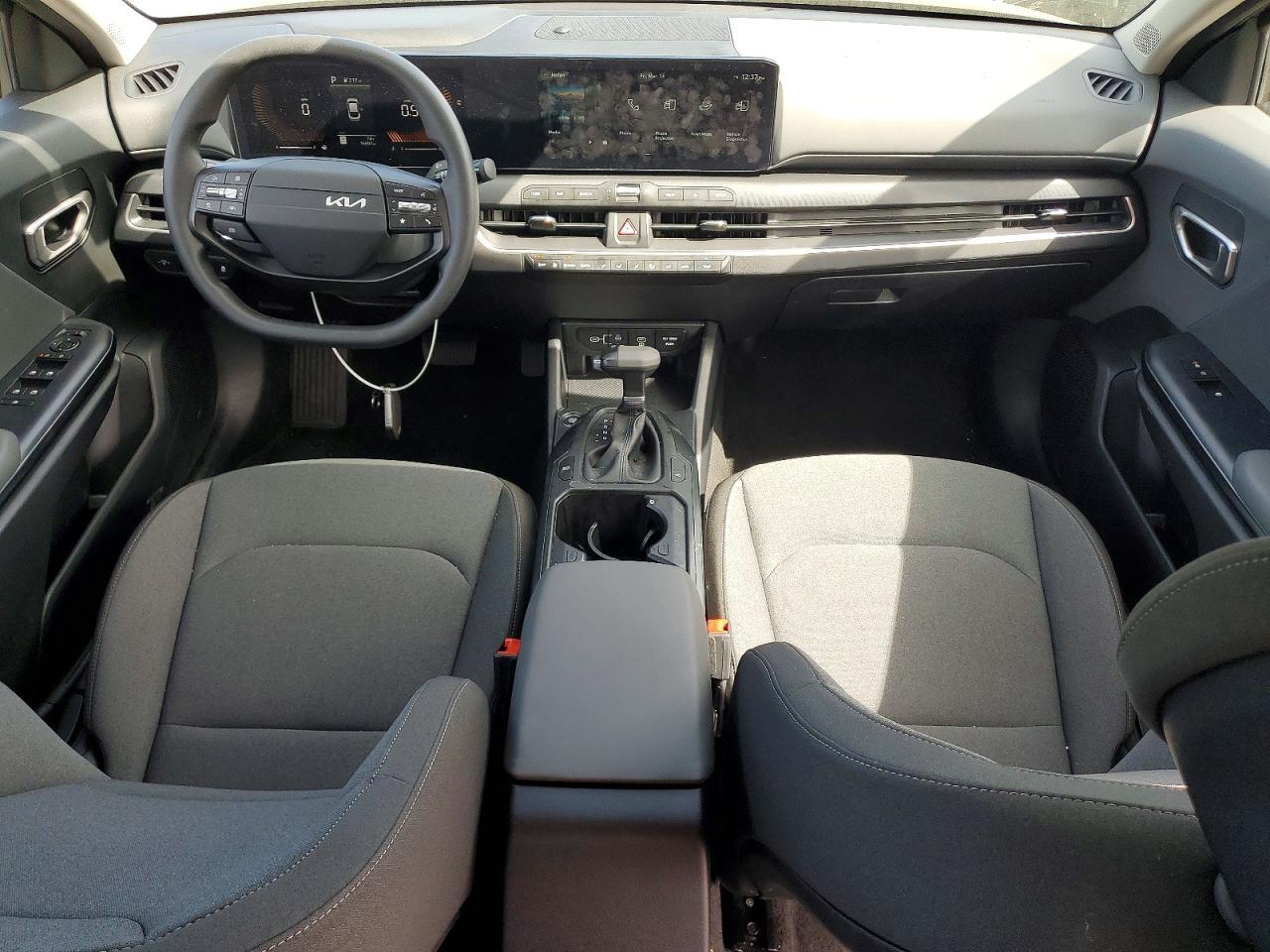 2025 Kia K4 Lxs - zdjęcie 8