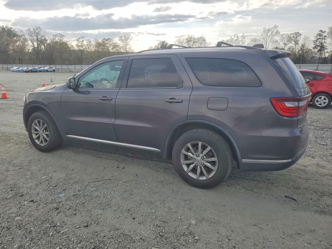 2017 Dodge Durango Sxt - zdjęcie 2