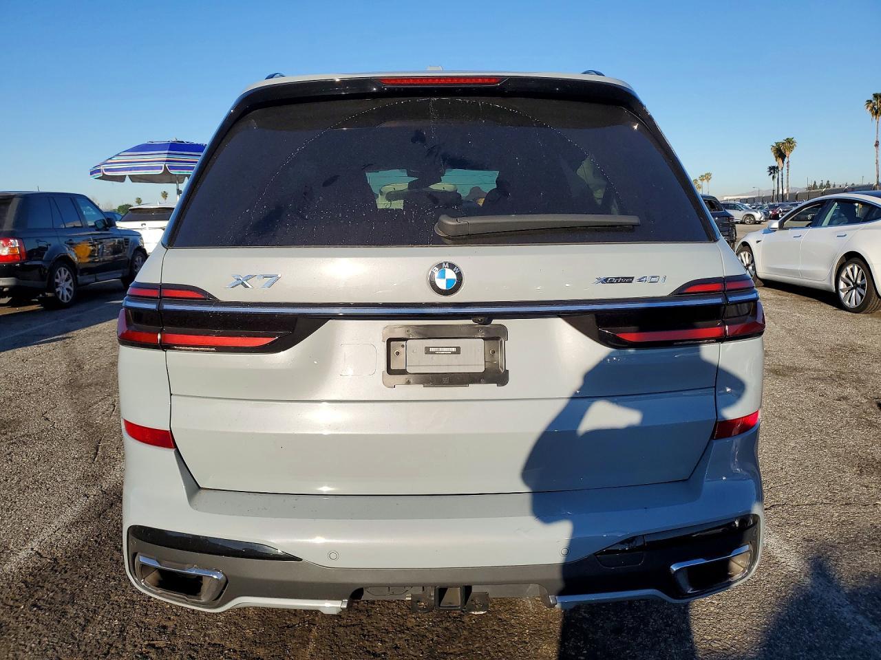2023 BMW X7 xDrive40I - zdjęcie 6