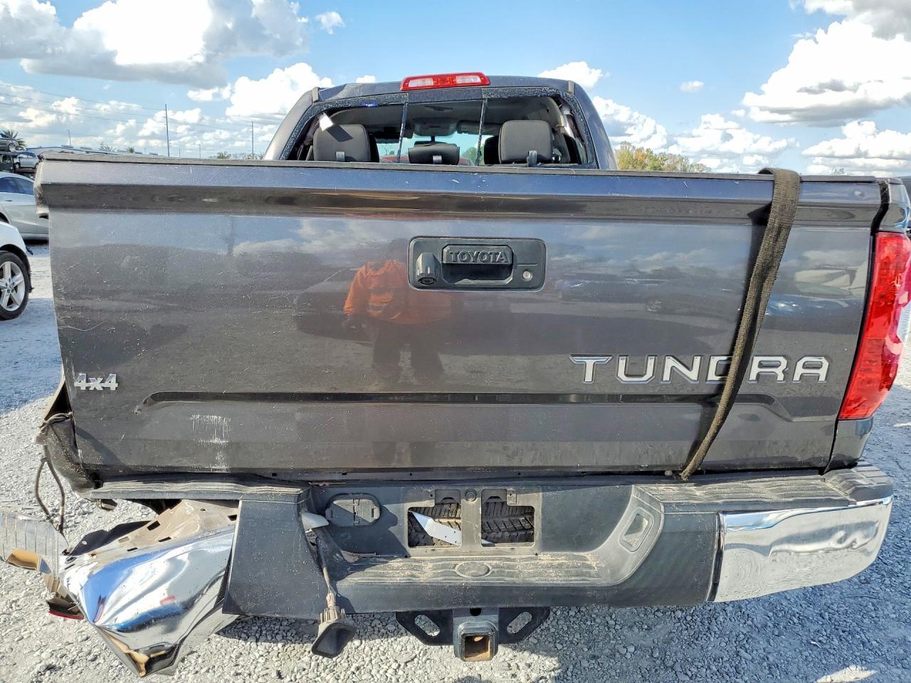2016 Toyt Tundra - zdjęcie 6