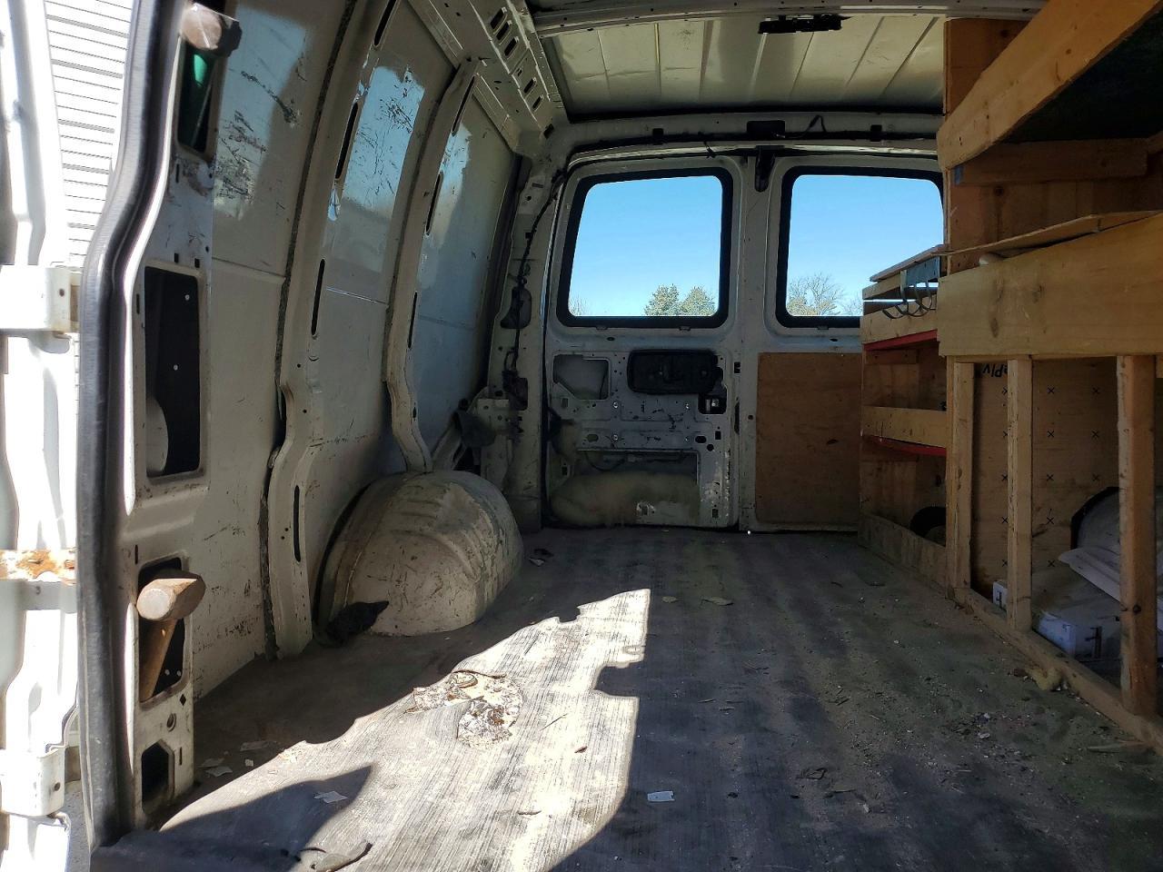 2018 Chevrolet Express G2500 - zdjęcie 10