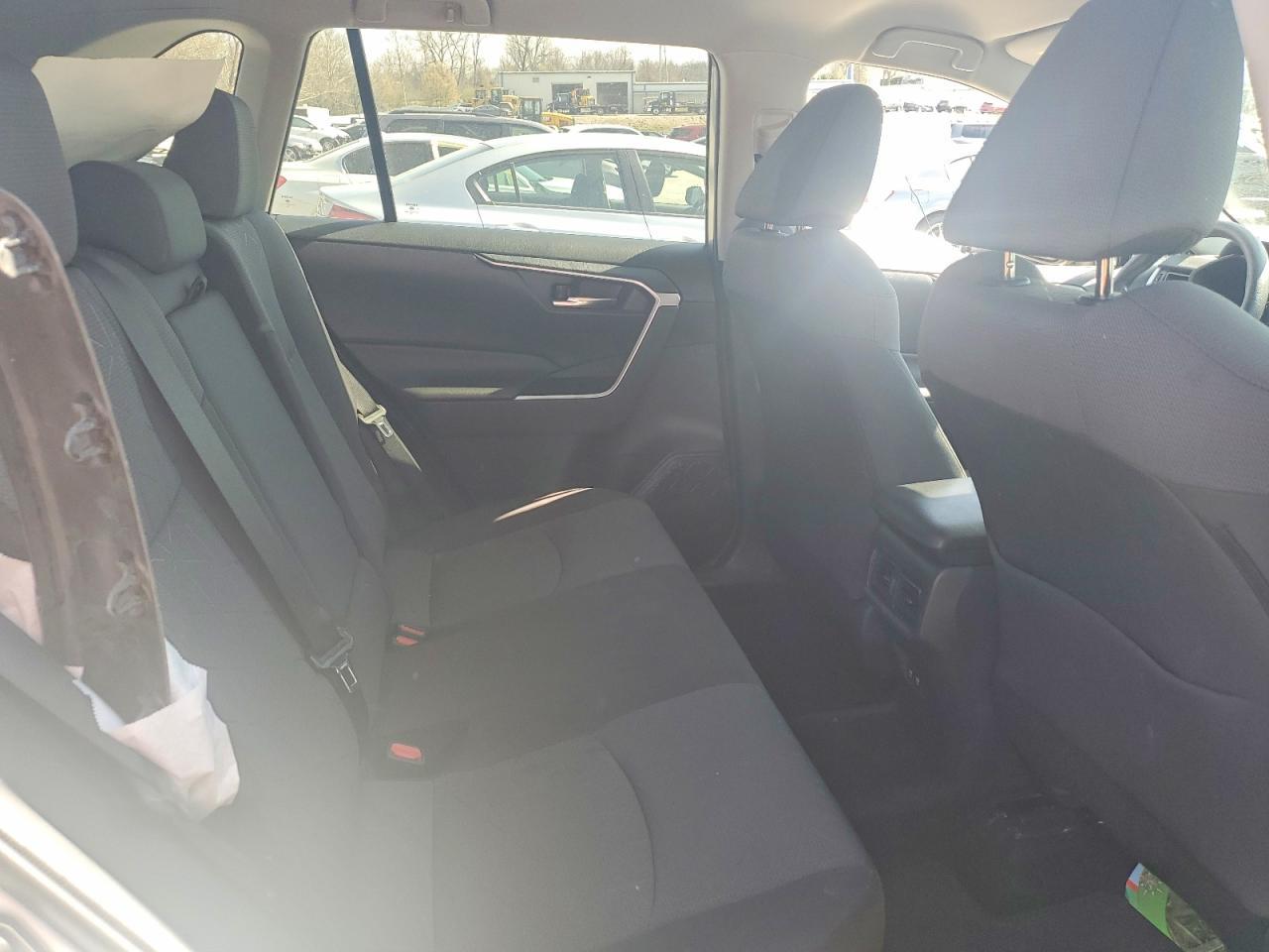 2021 Toyota Rav4 Xle - zdjęcie 10