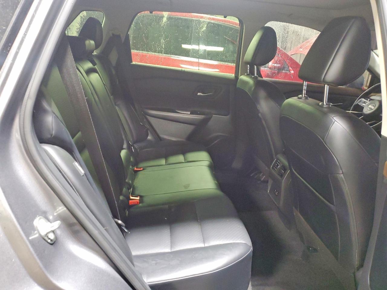 2023 Nissan Rogue Sv - zdjęcie 10