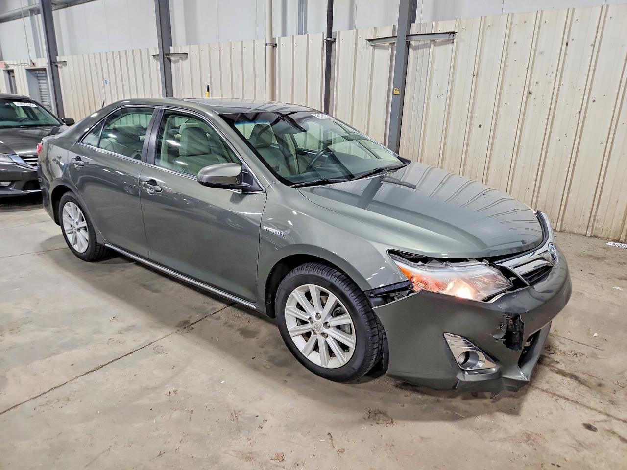 2014 Toyota Camry Hybrid Xle - zdjęcie 4