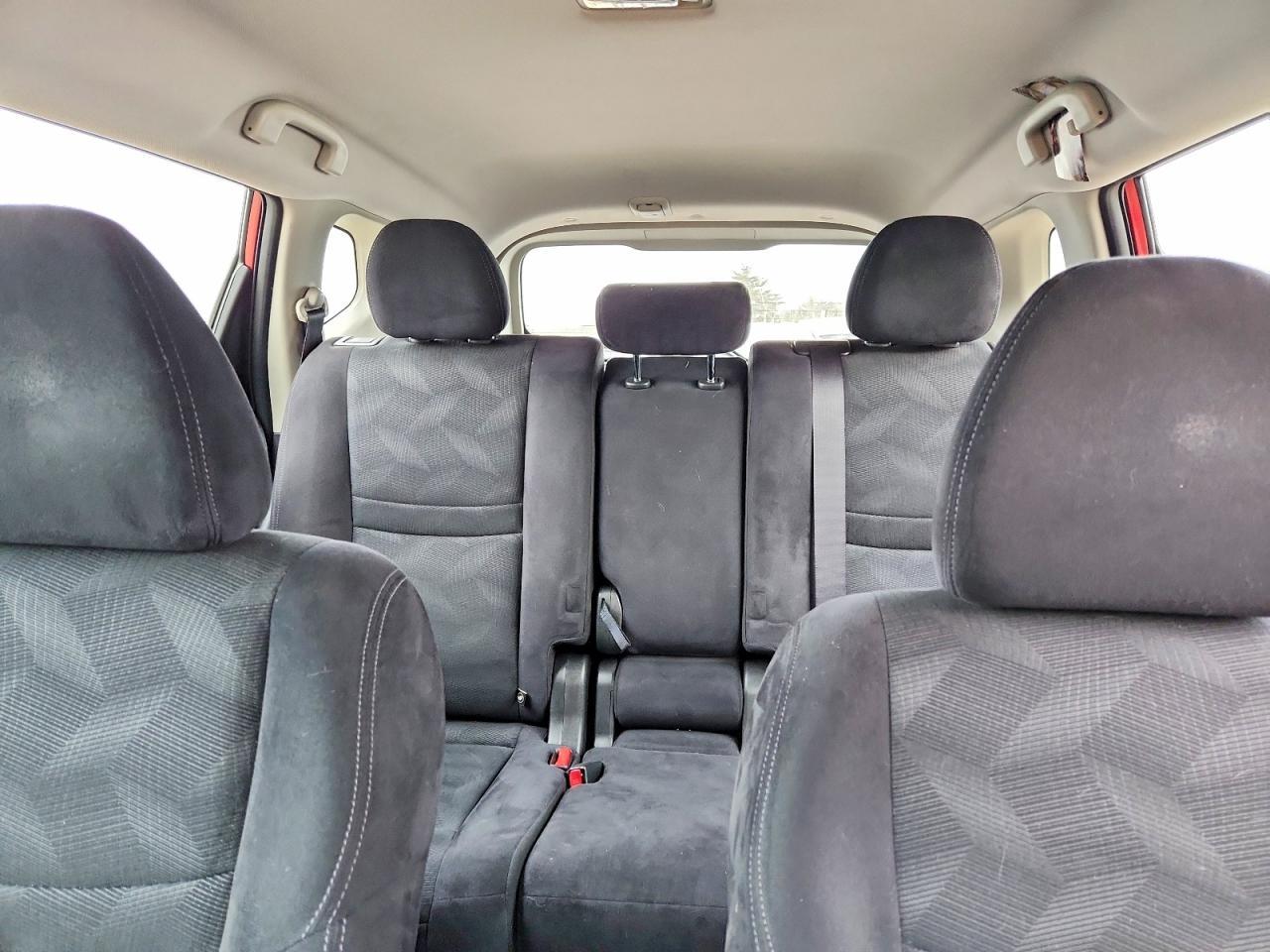 2016 Nissan Rogue S - zdjęcie 10