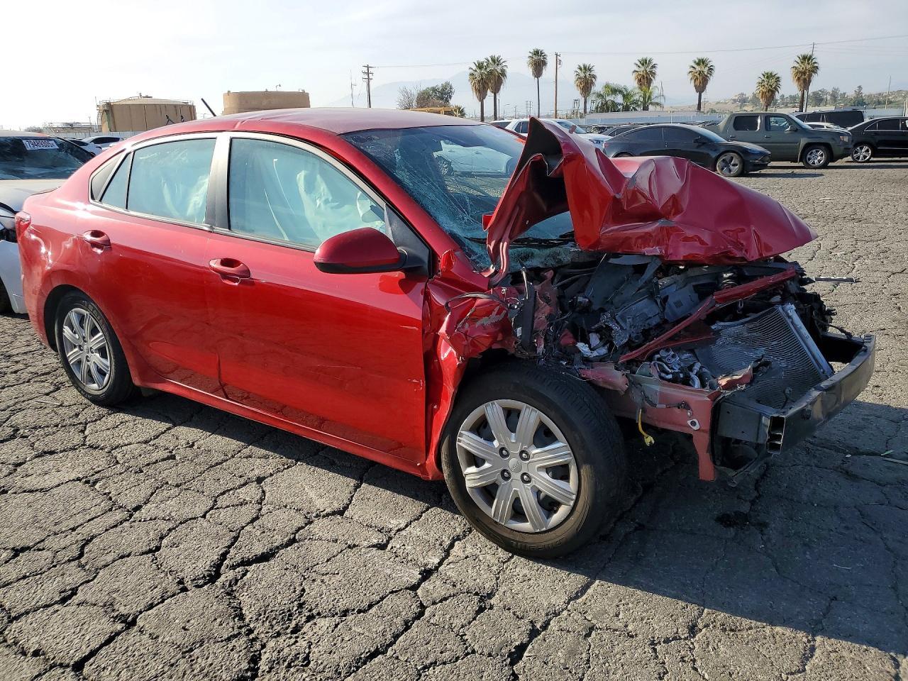 2022 Kia Rio S - zdjęcie 4