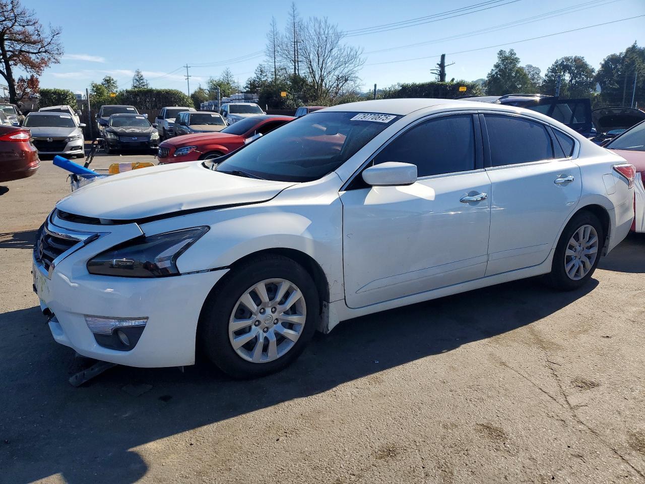 2014 Nissan Altima 2.5 S - zdjęcie główne