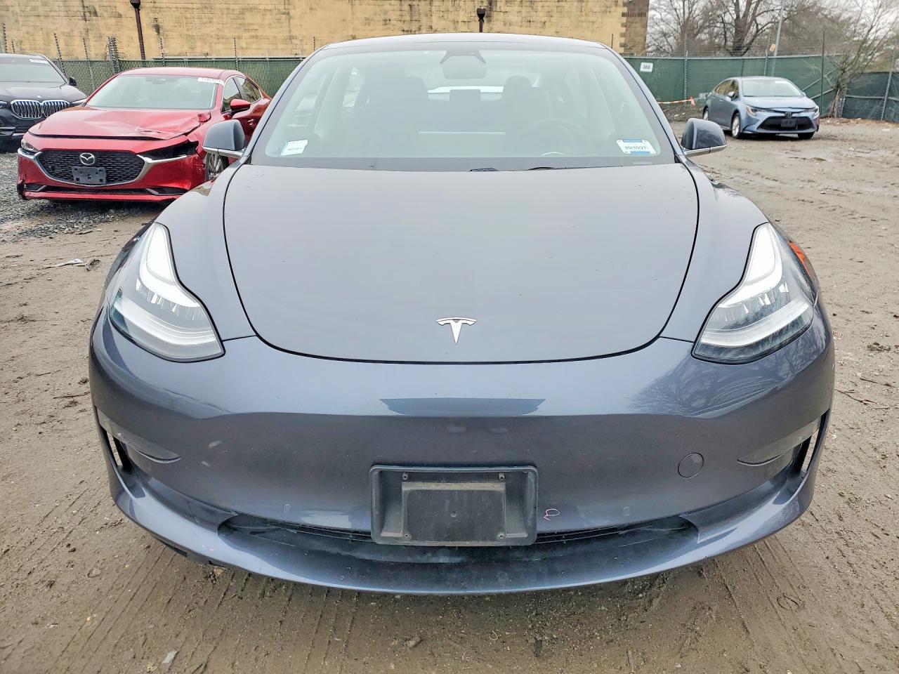 2019 Tesla Model 3 - zdjęcie 5