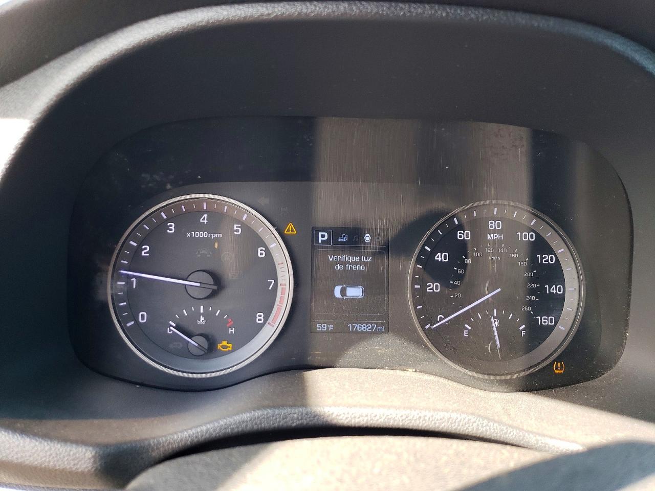 2016 Hyundai Tucson Sport - zdjęcie 9