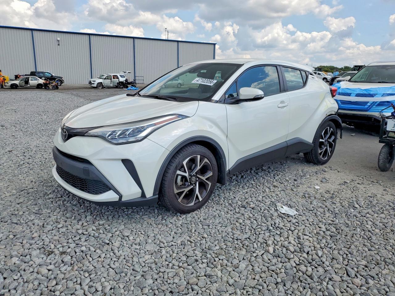 2020 Toyota C-Hr Xle - zdjęcie główne