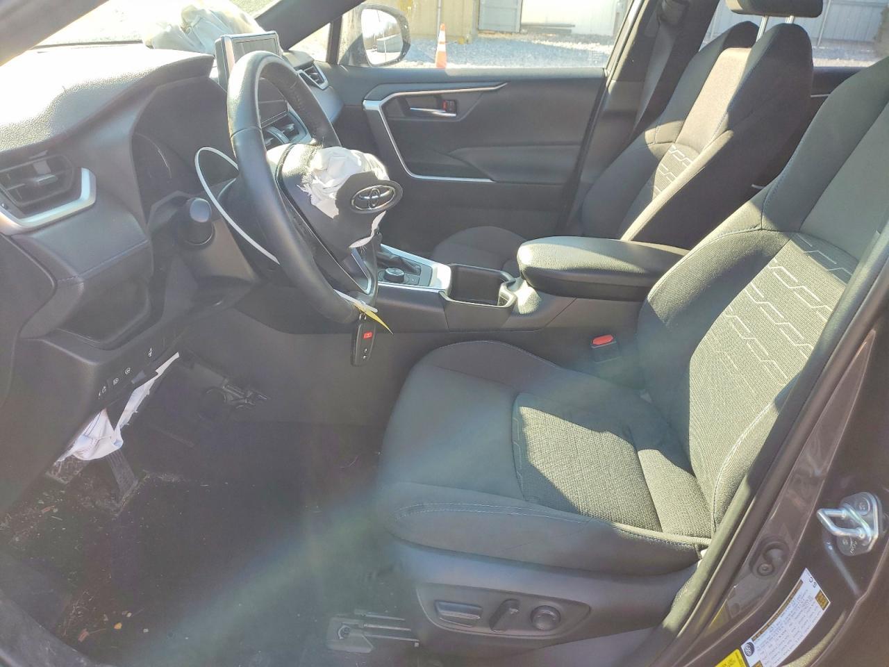 2023 Toyota Rav4 Hybrid Se - zdjęcie 7