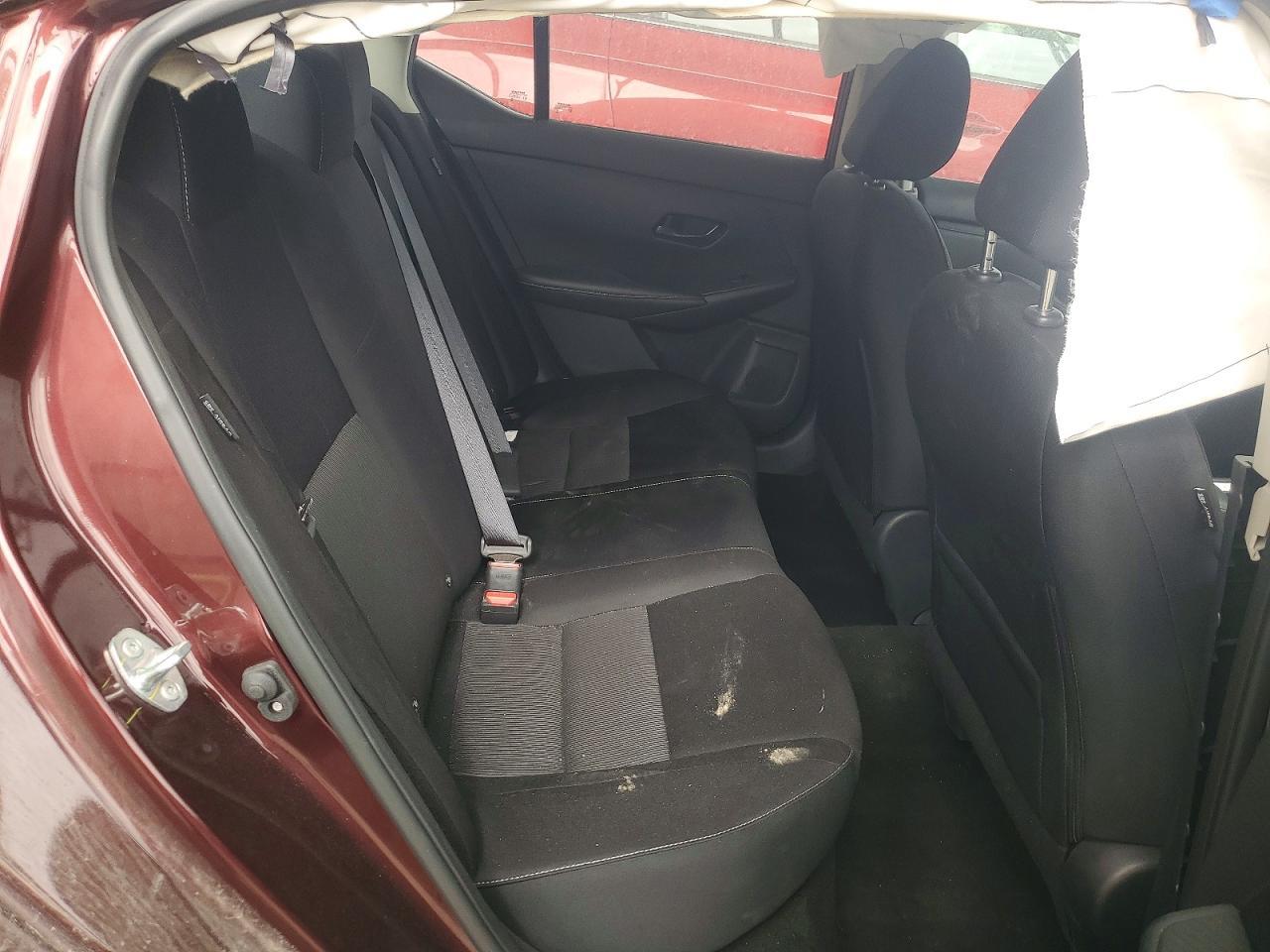 2025 Nissan Sentra Sv - zdjęcie 10