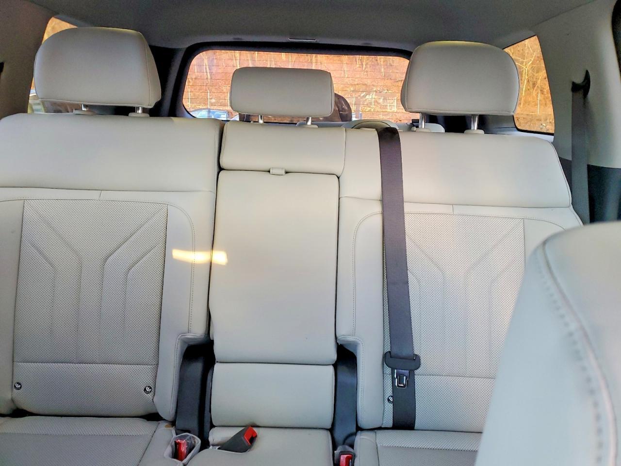 2025 Hyundai Santa Fe Sel - zdjęcie 10