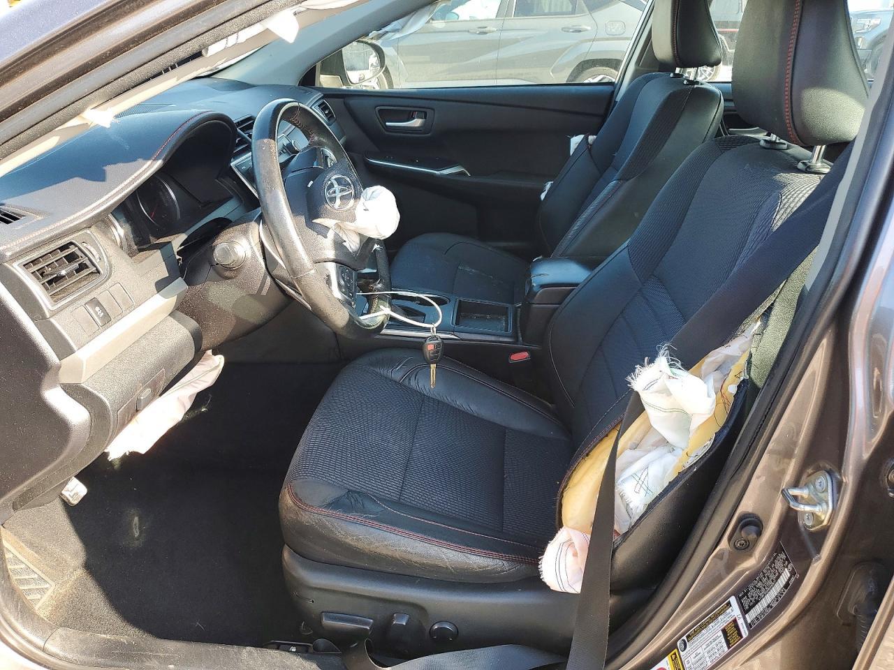 2017 Toyota Camry Se - zdjęcie 7