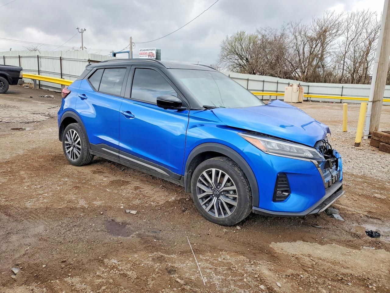 2024 Nissan Kicks Sr - zdjęcie 4