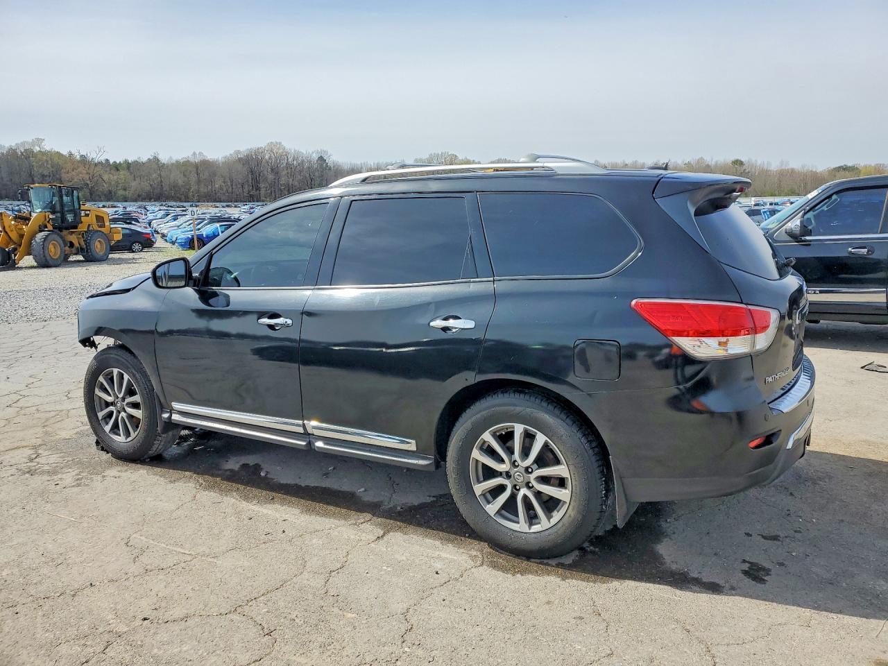 2013 Nissan Pathfinder S - zdjęcie 2