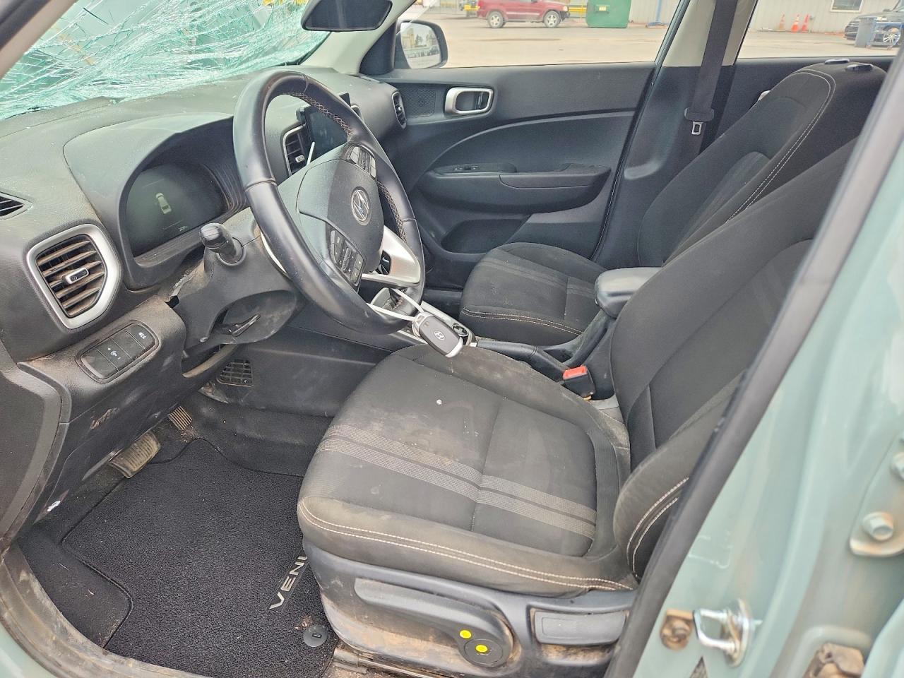 2025 Hyundai Venue Sel - zdjęcie 7