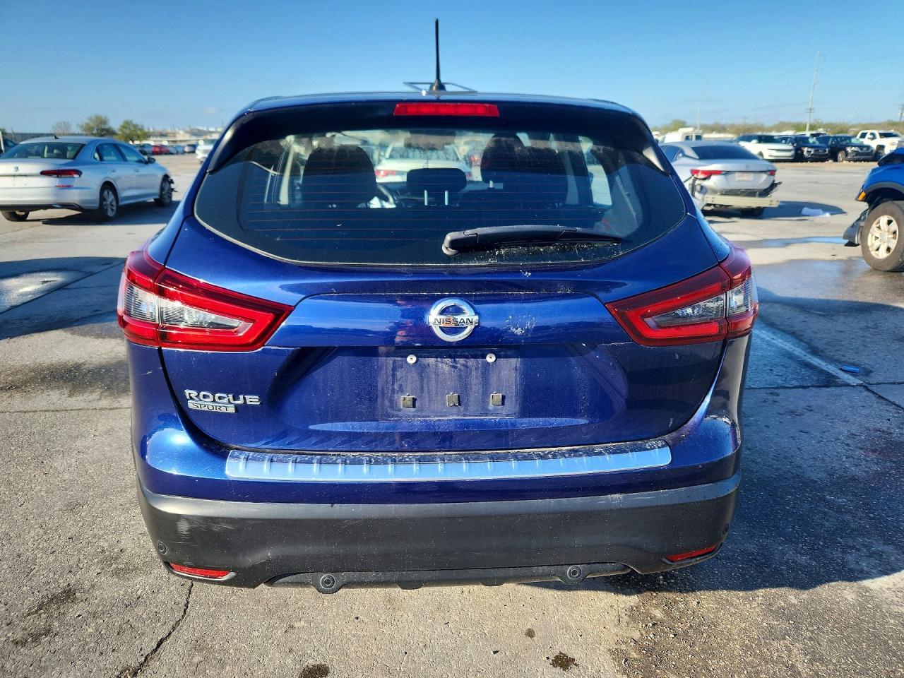 2021 Nissan Rogue Sport S - zdjęcie 6