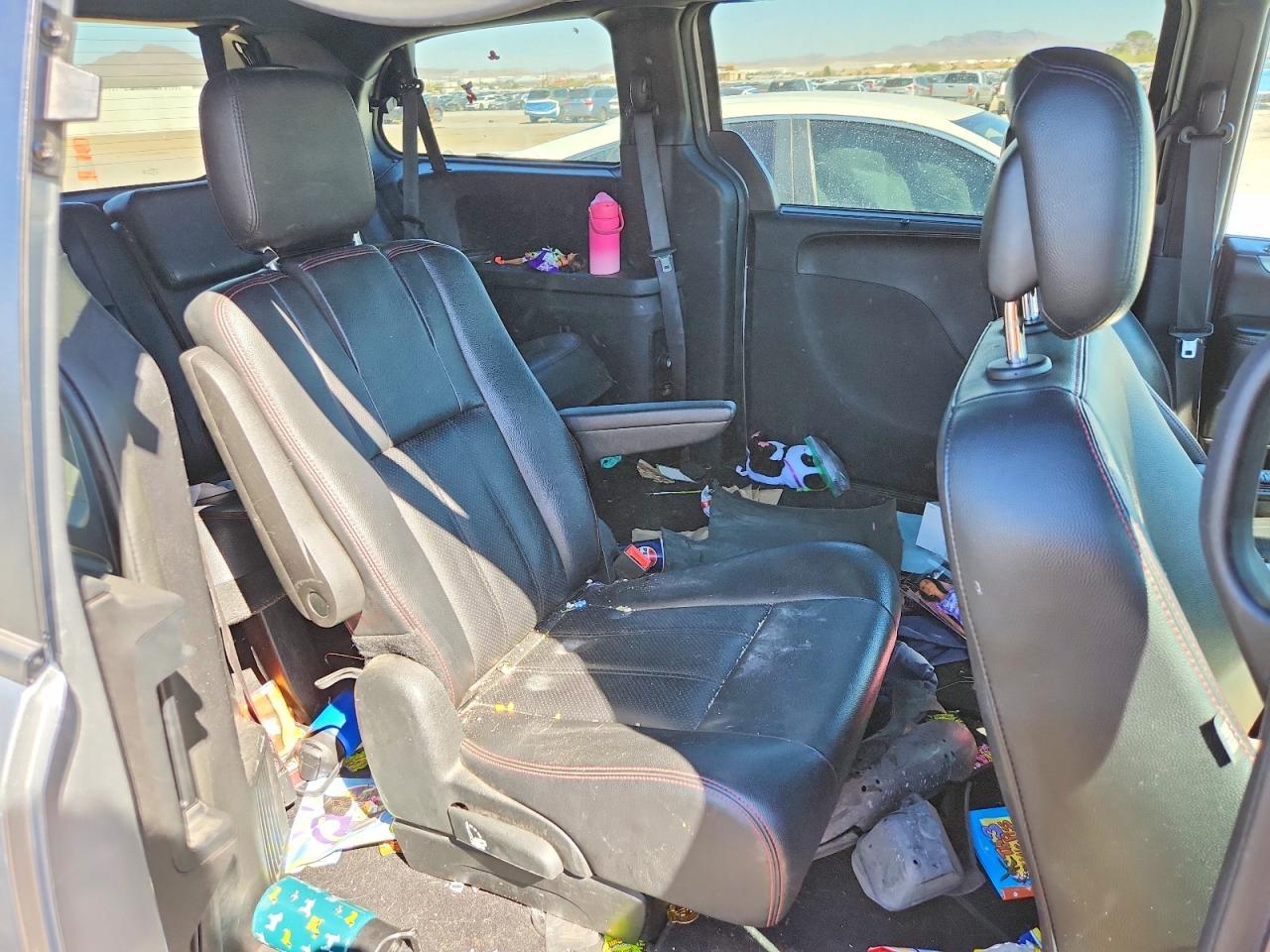 2019 Dodge Grand Caravan Gt - zdjęcie 11